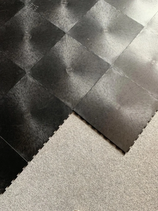 PVC-Lagerhalle Bodenfliese Schwarz